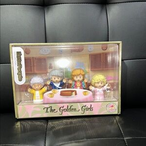 The Golden Girls Collector Set